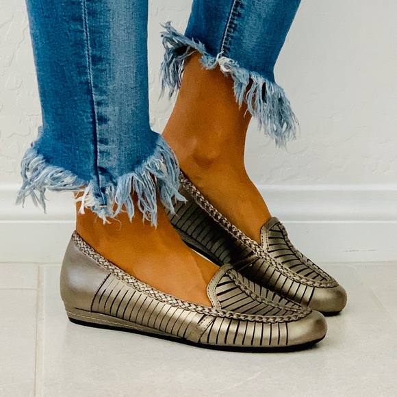 Rockport Shoes - NIB Bronze Leather Woven Moccasin Loafer